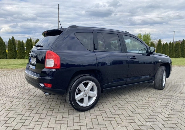 Jeep Compass cena 42900 przebieg: 163000, rok produkcji 2011 z Kutno małe 781